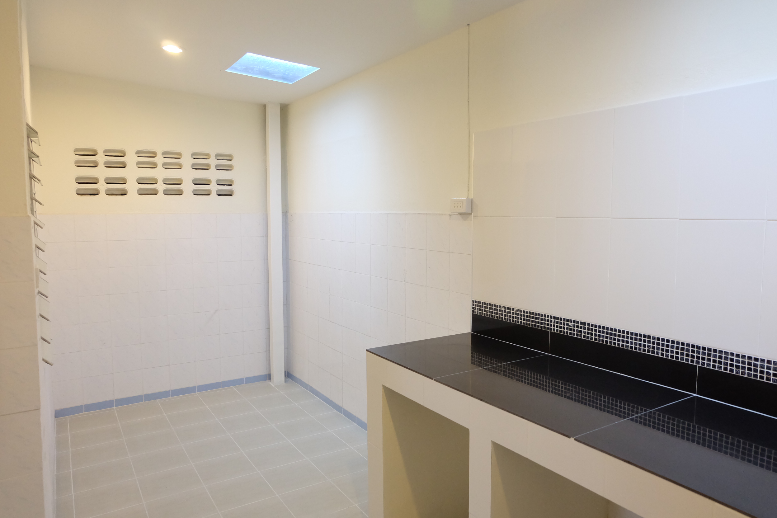 ติดช่องแสงระบายอากาศ