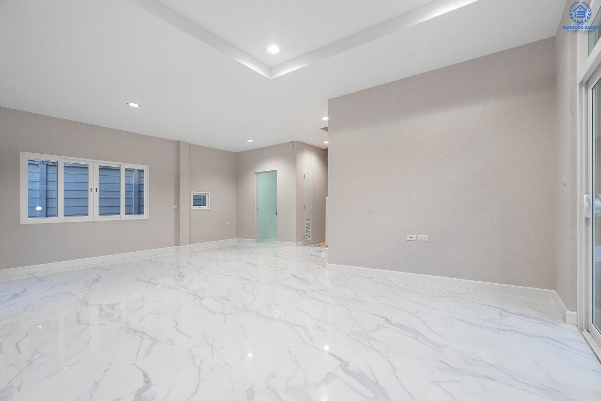 บ้านเดี่ยวทำเลใจกลางเมือง โครงการ เศรษฐสิริ งามวงศ์วาน-ประชาชื่น (ตรงข้าม ม.ธุรกิจบัณฑิตย์) ที่สุดของความพิเศษ !! บ้านหลังใหญ่ เนื้อที่ 62.7 ตร.ว. ฟังก์ชั่น 3 ห้องนอน 3 ห้องน้ำ 2 ที่จอดรถ พื้นที่ใช้สอยเกือบ 200 ตร.ม. หน้าโครงการติดถนนประชาชื่น เชื่อมต่อถนนหลายสาย ใกล้เดอะมอลล์ฯ และจุดขึ้นทางด่วนงามวงศ์วาน เริ่มต้นชีวิตพร้อมสังคมคุณภาพ ...เปิดจองแล้ววันนี้