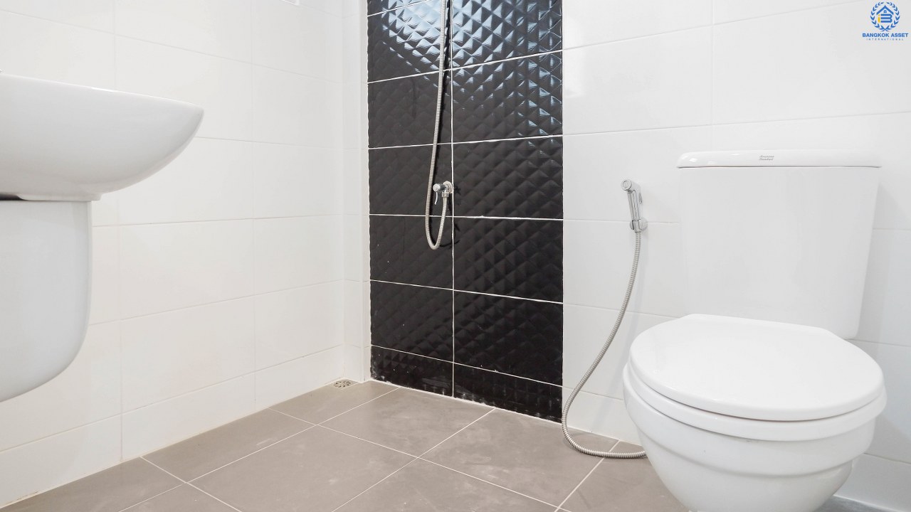 บ้านมือสองตกแต่งใหม่ เพ็ญรัตนา รัตนาธิเบศร์-แคราย (ซ.รัตนาธิเบศร์22) ทาวน์เฮ้าส์ดีไซน์โดดเด่น ฟังก์ชั่นสุดคุ้ม! บนสุดยอดทำเลเพียง 5 นาที ถึงทางด่วน "งามวงศ์วาน" เข้า-ออกได้ 3 เส้นทาง เพียง 400 เมตรถึงรถไฟฟ้า “สถานีบางกระสอ”ใกล้สถานที่ราชการ และห้างสรรพสินค้าชั้นนำมากมาย