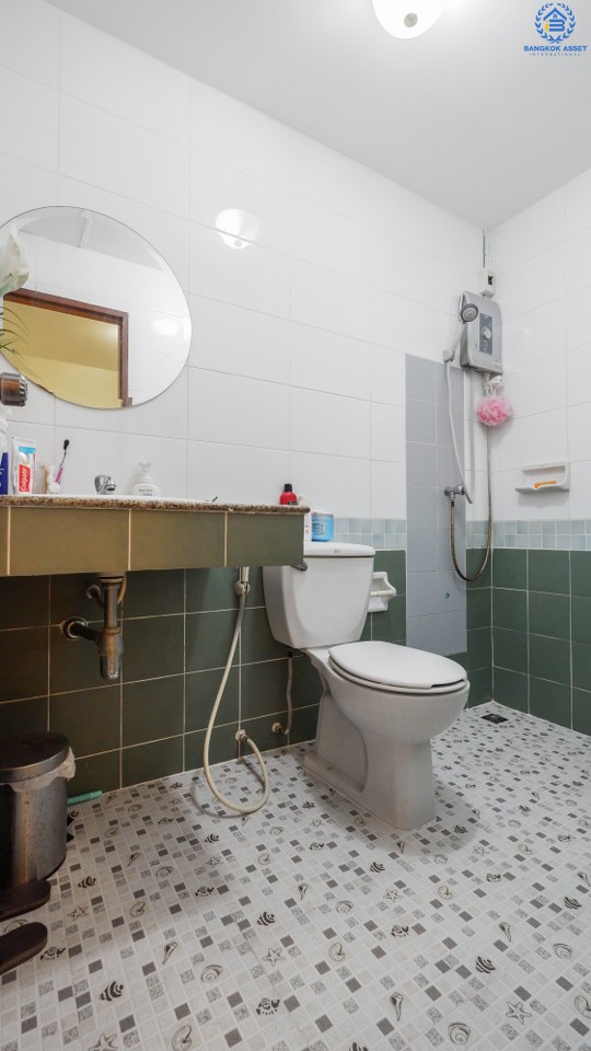 ทาวน์เฮ้าส์มือสองนนทบุรี ทำเลโซนเมือง! ม.ศุภาลัยวิลล์ งามวงศ์วาน-แคราย บ้านพร้อมอยู่ เนื้อที่ 17.1 ตร.ว. ภายในตกแต่งสวย ฟังก์ชั่นครบ! แถมเฟอร์ฯบิ้วอินท์ และแอร์ 2 เครื่อง บนสุดยอด! เข้า-ออกได้ทั้งทางรัตนาธิเบศร์ ติวานนท์ และสนามบินน้ำ ใกล้รถไฟฟ้า 2 สาย และจุดขึ้นทางด่วน "งามวงศ์วาน" ราคาเพียง 2 ล้านต้นๆ*