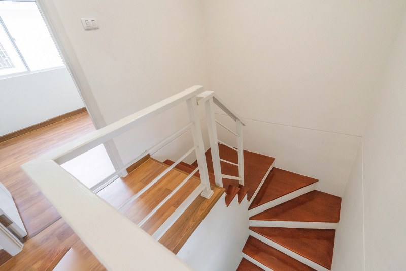 บ้านมือสองตกแต่งใหม่ ม.พฤกษาวิลล์ 63/1 นครอินทร์-พระราม5 เนื้อที่ 18.7 ตร.ว. ฟังก์ชั่น 3 ห้องนอน 2 ห้องน้ำ บนทำเลโซนเมือง! เดินทางสะดวกด้วยถนนสายหลัก (นครอินทร์)  พร้อมเชื่อมสู่หลายเส้นทางหลักได้อย่างรวดเร็ว เพียง 8 นาที ถึงวงเวียนพระราม 5