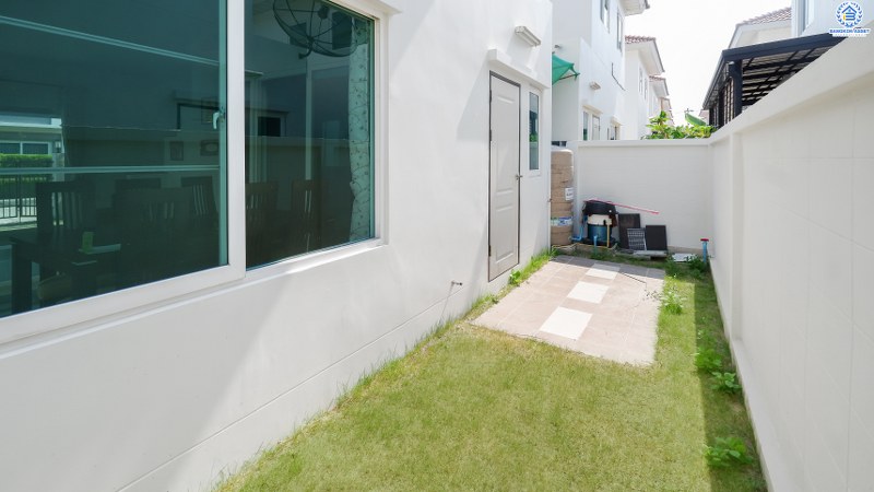 บ้านแฝดมือสองนนทบุรี 2ที่จอดรถ ม.ศุภาลัยวิลล์ ปิ่นเกล้า-วงแหวน (ซ.วัดพระเงิน) สุดคุ้ม! บ้านไม่เคยเข้าอยู่ พร้อมเฟอร์นิเจอร์บิ้วท์อิน เนื้อที่ขนาด 35.4 ตร.ว. ฟังก์ชั่นครบ! 3ห้องนอน 2ห้องน้ำ 1ห้องเอนกประสงค์ชั้นล่าง บนทำเลสุดสะดวก เข้า-ออกได้หลายเส้นทาง ใกล้เซ็นทรัลเวสต์เกต และจุดขึ้นทางด่วน "กาญจนาฯ"