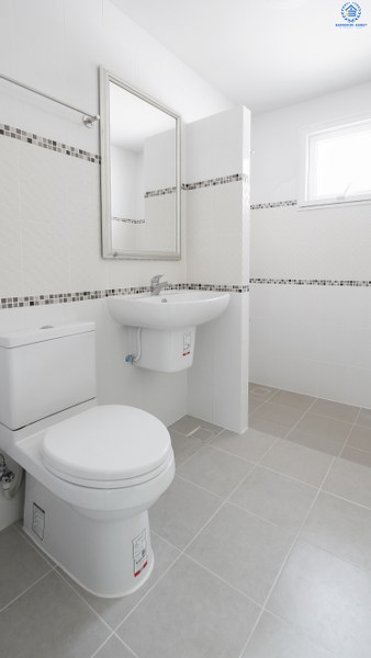 บ้านแฝดมือสองนนทบุรี 2ที่จอดรถ ม.ศุภาลัยวิลล์ ปิ่นเกล้า-วงแหวน (ซ.วัดพระเงิน) สุดคุ้ม! บ้านไม่เคยเข้าอยู่ พร้อมเฟอร์นิเจอร์บิ้วท์อิน เนื้อที่ขนาด 35.4 ตร.ว. ฟังก์ชั่นครบ! 3ห้องนอน 2ห้องน้ำ 1ห้องเอนกประสงค์ชั้นล่าง บนทำเลสุดสะดวก เข้า-ออกได้หลายเส้นทาง ใกล้เซ็นทรัลเวสต์เกต และจุดขึ้นทางด่วน "กาญจนาฯ"