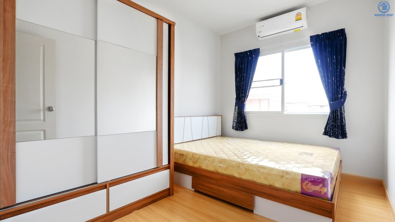 ทาวน์เฮ้าส์มือสองนนทบุรี ทำเลโซนเมือง! ม.ศุภาลัย พรีโม่ ทำเลพระราม5-นครอินทร์ หน้ากว้าง 6 เมตร จอดรถได้ 2 คัน* กับที่สุดของความคุ้ม! บ้านไม่เคยเข้าอยู่ พร้อมแถมเฟอร์ฯให้หมดทั้งหลัง!! หิ้วกระเป๋าเข้าอยู่ได้เลย บนทำเลที่เชื่อมต่อทุกการเดินทาง เข้า-ออกได้ 2 เส้นทาง ใกล้สะพานพระราม5 และมหาเจษฎาบดินทร์ฯ เพียง 3 นาที*