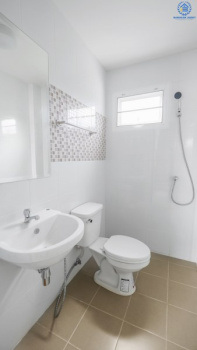 ทาวน์เฮ้าส์มือสองนนทบุรี ทำเลโซนเมือง! ม.ศุภาลัย พรีโม่ ทำเลพระราม5-นครอินทร์ หน้ากว้าง 6 เมตร จอดรถได้ 2 คัน* กับที่สุดของความคุ้ม! บ้านไม่เคยเข้าอยู่ พร้อมแถมเฟอร์ฯให้หมดทั้งหลัง!! หิ้วกระเป๋าเข้าอยู่ได้เลย บนทำเลที่เชื่อมต่อทุกการเดินทาง เข้า-ออกได้ 2 เส้นทาง ใกล้สะพานพระราม5 และมหาเจษฎาบดินทร์ฯ เพียง 3 นาที*