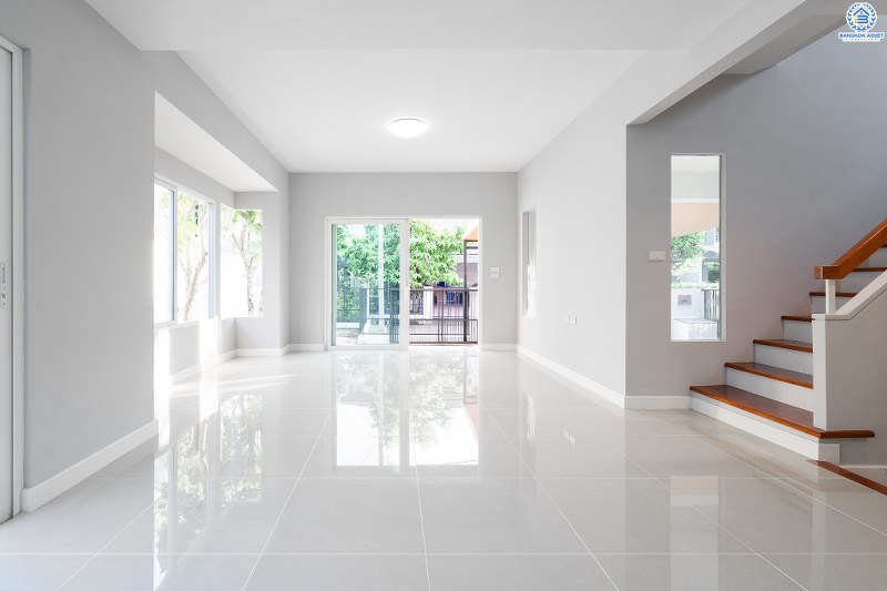 บ้านมือสองตกแต่งใหม่ ห้องมุม! ม.ชัยพฤกษ์ บางใหญ่-เซ็นทรัลเวสต์เกต (เนื้อที่ 53.9 ตร.ว.) บ้านหลังใหญ่ พร้อมอยู่ ดีไซน์ไมเดิร์น โครงการคุณภาพแบรนด์ L&H ฟังก์ชั่นครบ 3 ห้องนอน 3 ห้องน้ำ 2 ที่จอดรถ พร้อมบิ้วอินท์ครัวเคาน์เตอร์ขนาดใหญ่  บนทำเลศักยภาพ เดินทางสะดวก เพียง 5 นาทีถึงเซ็นทรัลเวสต์เกต ใกล้รถไฟฟ้าสถานี "คลองบางไผ่"