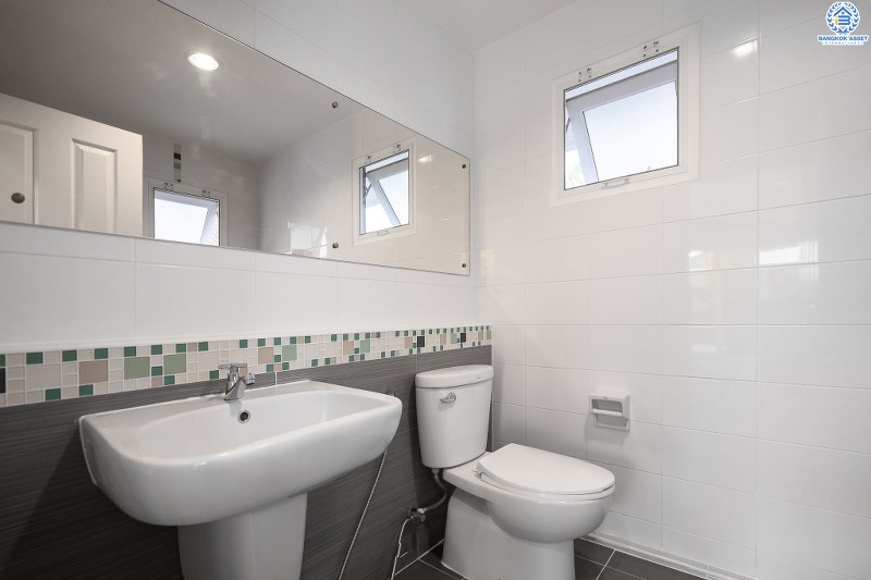 บ้านมือสองตกแต่งใหม่ ห้องมุม! ม.ชัยพฤกษ์ บางใหญ่-เซ็นทรัลเวสต์เกต (เนื้อที่ 53.9 ตร.ว.) บ้านหลังใหญ่ พร้อมอยู่ ดีไซน์ไมเดิร์น โครงการคุณภาพแบรนด์ L&H ฟังก์ชั่นครบ 3 ห้องนอน 3 ห้องน้ำ 2 ที่จอดรถ พร้อมบิ้วอินท์ครัวเคาน์เตอร์ขนาดใหญ่  บนทำเลศักยภาพ เดินทางสะดวก เพียง 5 นาทีถึงเซ็นทรัลเวสต์เกต ใกล้รถไฟฟ้าสถานี "คลองบางไผ่"