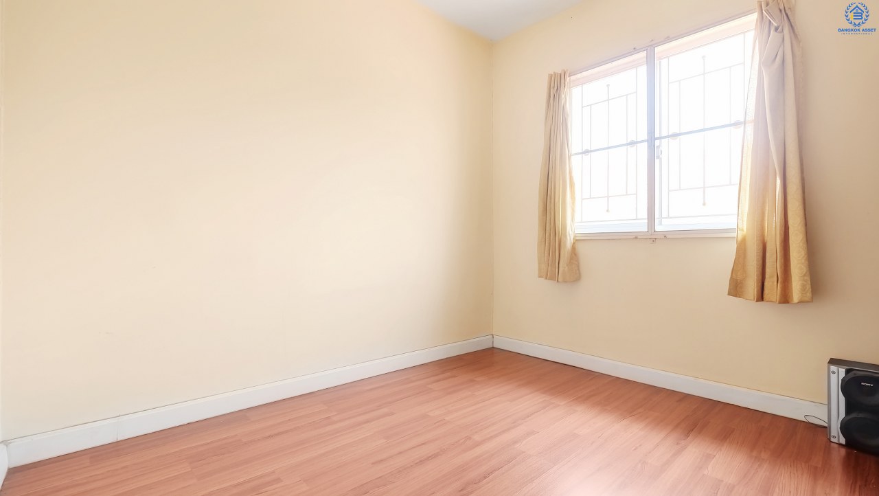 ทาวน์เฮ้าส์มือสองนนทบุรี ม.พฤกษา 39 บางใหญ่-กาญจนาฯ (ซ.แก้วอินทร์) บ้านพร้อมอยู่ เนื้อที่ 16 ตร.ว. ฟังก์ชั่น 3 ห้องนอน 2 ห้องน้ำ บนทำเลสุดสะดวกสบาย เดินทางง่าย เพียง 10 นาที ถึงเซ็นทรัลเวสต์เกต ใกล้รถไฟฟ้าสถานี "ตลาดบางใหญ่" และจุดขึ้นทางด่วนศรีรัช สุดคุ้ม! ราคาเพียงล้านต้นๆ เท่านั้น ....จองด่วน!