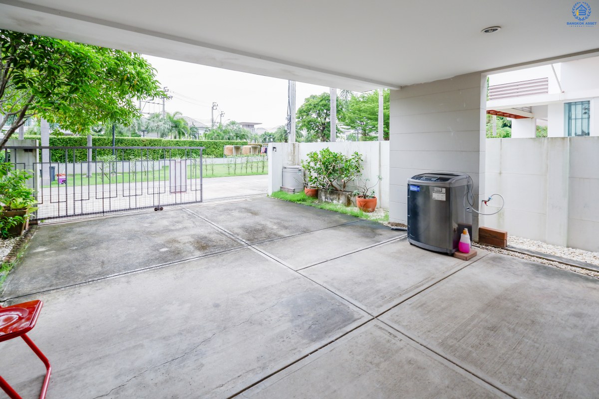 บ้านเดี่ยวมือสองนนทบุรี ม.วิลล่าการ์เด้นท์3 รัตนาธิเบศร์-ราชพฤกษ์ (เนื้อที่ 54 ตร.ว.) แปลงสวย ตรงข้ามสวน/คลับเฮ้าส์ หน้าบ้านไม่ชนใคร! ฟังก์ชั่น 3นอน 3น้ำ แถมแอร์ 4 เครื่อง , เฟอร์นิเจอร์ และเครื่องใช้ไฟฟ้าทั้งหลัง หิ้วกระเป๋าพร้อมเข้าอยู่ทันที! บนทำเลที่เชื่อมทุกความสะดวก เพียง 5 นาทีถึงรถไฟฟ้าสถานี "บางพลู"