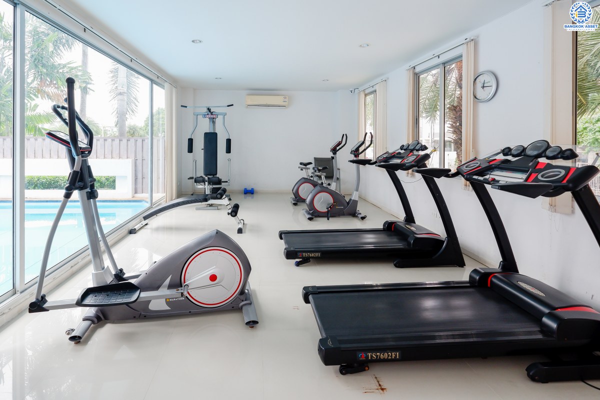 บ้านเดี่ยวมือสองนนทบุรี ม.วิลล่าการ์เด้นท์3 รัตนาธิเบศร์-ราชพฤกษ์ (เนื้อที่ 54 ตร.ว.) แปลงสวย ตรงข้ามสวน/คลับเฮ้าส์ หน้าบ้านไม่ชนใคร! ฟังก์ชั่น 3นอน 3น้ำ แถมแอร์ 4 เครื่อง , เฟอร์นิเจอร์ และเครื่องใช้ไฟฟ้าทั้งหลัง หิ้วกระเป๋าพร้อมเข้าอยู่ทันที! บนทำเลที่เชื่อมทุกความสะดวก เพียง 5 นาทีถึงรถไฟฟ้าสถานี "บางพลู"