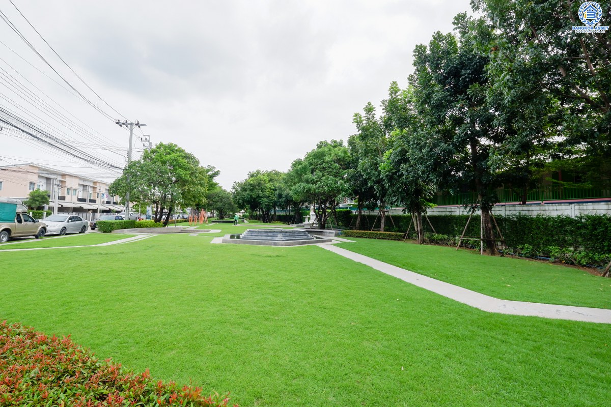 ทาวน์เฮ้าส์มือสองนนทบุรี ห้องมุม! ม.พลีโน่ รัตนาธิเบศร์-ชัยพฤกษ์ (ซ.ที่ดินบางบัวทอง) บ้านสไตล์โมเดิร์น พร้อมอยู่ แถมเฟอร์นิเจอร์ทั้งหลัง!! เนื้อที่ 18.3 ตร.ว. พร้อมฟังก์ชั่น 3นอน 2น้ำ+แอร์ 2 เครื่อง บนทำเลศักยภาพ เข้า-ออกได้หลายเส้นทาง ใกล้เซ็นทรัลเวสต์เกต และรถไฟฟ้าสถานี "บางพลู"