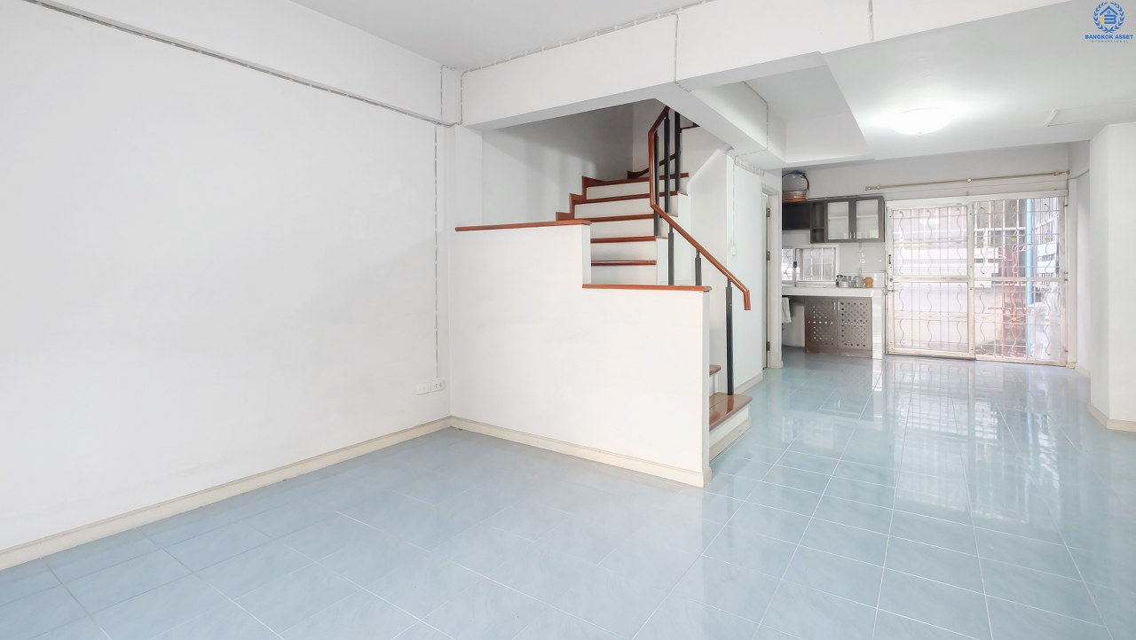 ทาวน์เฮ้าส์มือสองนนทบุรี ทำเลโซนเมือง! ม.ศุภาลัยวิลล์ งามวงศ์วาน-แคราย (ซ.รัตนาธิเบศร์18) บ้านพร้อมอยู่ เนื้อที่ 18.3 ตร.ว. ฟังก์ชั่น 4 ห้องนอน 3 ห้องน้ำ บนสุดยอด! เข้า-ออกได้ทั้งทางรัตนาธิเบศร์ ติวานนท์ และสนามบินน้ำ ใกล้รถไฟฟ้าสถานีศูนย์ราชการฯ และจุดขึ้นทางด่วน "งามวงศ์วาน" ราคาเกินคุ้ม!