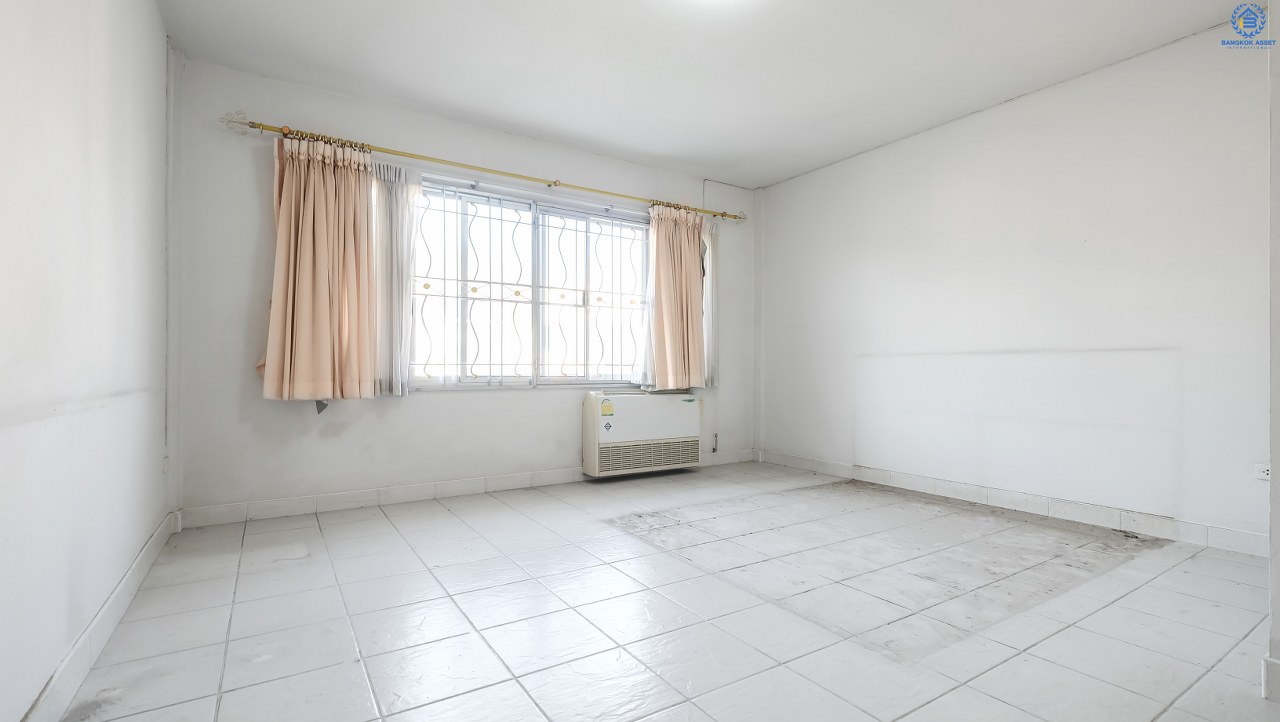 ทาวน์เฮ้าส์มือสองนนทบุรี ทำเลโซนเมือง! ม.ศุภาลัยวิลล์ งามวงศ์วาน-แคราย (ซ.รัตนาธิเบศร์18) บ้านพร้อมอยู่ เนื้อที่ 18.3 ตร.ว. ฟังก์ชั่น 4 ห้องนอน 3 ห้องน้ำ บนสุดยอด! เข้า-ออกได้ทั้งทางรัตนาธิเบศร์ ติวานนท์ และสนามบินน้ำ ใกล้รถไฟฟ้าสถานีศูนย์ราชการฯ และจุดขึ้นทางด่วน "งามวงศ์วาน" ราคาเกินคุ้ม!