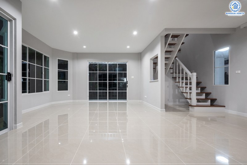 บ้านมือสองตกแต่งใหม่ สไตล์อบอุ่น โครงการ ชลลดา บางใหญ่-เซ็นทรัลเวสต์เกต (ซ.วัดลาดปลาดุก) บ้านพร้อมอยู่ คุณภาพ L&H เนื้อที่ 54.3 ตร.ว. ฟังก์ชั่น 3นอน 2น้ำ พื้นที่ใช้สอยเกือบ 200 ตร.ม. สิ่งอำนวยความสะดวกภายในโครงการครบครัน บนทำเลศักยภาพ ติดถนนใหญ่ ใกล้ถ.กาญจนาภิเษก เพียง 10 นาทีถึงรถไฟฟ้า "สถานีคลองบางไผ่"