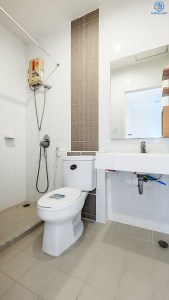 ทาวน์เฮ้าส์มือสองนนทบุรี ม.พฤกษาทาวน์เน็กซ์ นครอินทร์-วงเวียนพระราม5 (หน้ากว้าง 6 เมตร) แถมแอร์ 4 เครื่อง พร้อมเฟอร์นิเจอร์ เนื้อที่ 16 ตร.ว. ครบครันทุกฟังก์ชั่น 3นอน 2น้ำ ครัวเคาน์เตอร์+โรงรถ บนทำเลติด ถ.นครอินทร์ เชื่อมสู่หลากหลายเส้นทางได้อย่างรวดเร็ว ใกล้วงเวียนพระรามห้า และจุดขึ้นทางด่วน "ศรีรัช" ราคาเพียง 2 ล้านต้นๆ