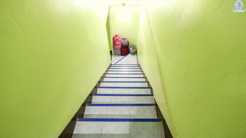 ทาวน์เฮ้าส์มือสองนนทบุรี หมู่บ้าน ช.รุ่งเรือง6 ทำเลบางบัวทอง ติดถ.บางกรวย-ไทรน้อย เนื้อที่ 23.2 ตร.ว. ฟังก์ชั่น 2นอน 2น้ำ ครบครันทั้งครัวเคาน์เตอร์+โรงรถ แถมแอร์ 2 เครื่อง! บนทำเลติดถนนใหญ่ เชื่อมต่อหลายเส้นทางทั้งถ.รัตนาธิเบศร์ ,ถ.ราชพฤกษ์ ,ถ.ชัยพฤกษ์ ใกล้เซ็นทรัลเวสต์เกต และรถไฟฟ้าสถานีบางพลู ราคาเกินคุ้ม!!