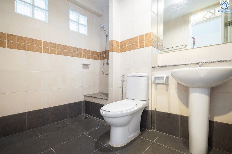 บ้านมือสองตกแต่งใหม่ 3 ชั้น ม.ศุภาลัยพาร์ควิลล์2 พหลโยธิน-รามอินทรา (ซ.รามอินทรา5) บ้านพร้อมอยู่! เนื้อที่ 21.9 ตร.ว. ภายในกว้างขวาง ฟังก์ชั่นจุใจถึง 4นอน 3น้ำ 2 ที่จอดรถส่วนตัว บนสุดยอดทำเล! เชื่อมสู่หลายเส้นทาง เพียง 5 นาทีถึงเซ็นทรัลรามอินทรา ใกล้รถไฟฟ้าสายสีเขียวเข้ม "สถานีสายหยุด" และจุดขึ้นทางด่วนวัชรพล