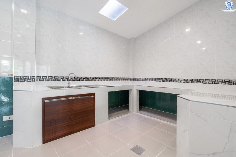 บ้านมือสองตกแต่งใหม่ ใกล้รถไฟฟ้าสถานีบางพลู เพียง 3นาที* กับโครงการ โฮมเพลส รัตนาธิเบศร์-ราชพฤกษ์ (หน้ากว้าง 6 ม.) บ้านดีไซน์ทันสมัย ห้องมุม! โซนหน้าสวน หน้าบ้านไม่ชนใคร เนื้อที่ 24 ตร.ว. ฟังก์ชั่น 3นอน 3น้ำ กับที่สุดแห่งทำเลโซนเมือง ติดถนนใหญ่ ใจกลาง 2 เซ็นทรัลฯ ใกล้ The walk , The Crystal SB และอื่นๆ อีกมากมาย