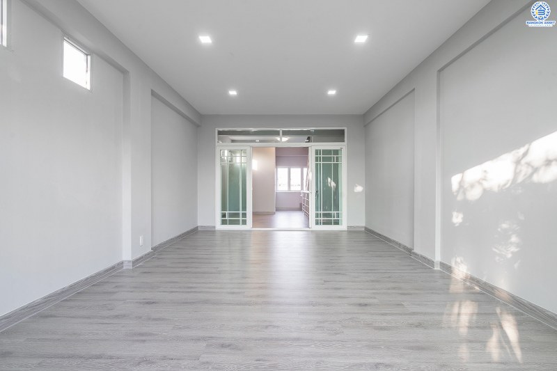 บ้านมือสองตกแต่งใหม่ ใกล้รถไฟฟ้าสถานีบางพลู เพียง 3นาที* กับโครงการ โฮมเพลส รัตนาธิเบศร์-ราชพฤกษ์ (หน้ากว้าง 6 ม.) บ้านดีไซน์ทันสมัย ห้องมุม! โซนหน้าสวน หน้าบ้านไม่ชนใคร เนื้อที่ 24 ตร.ว. ฟังก์ชั่น 3นอน 3น้ำ กับที่สุดแห่งทำเลโซนเมือง ติดถนนใหญ่ ใจกลาง 2 เซ็นทรัลฯ ใกล้ The walk , The Crystal SB และอื่นๆ อีกมากมาย