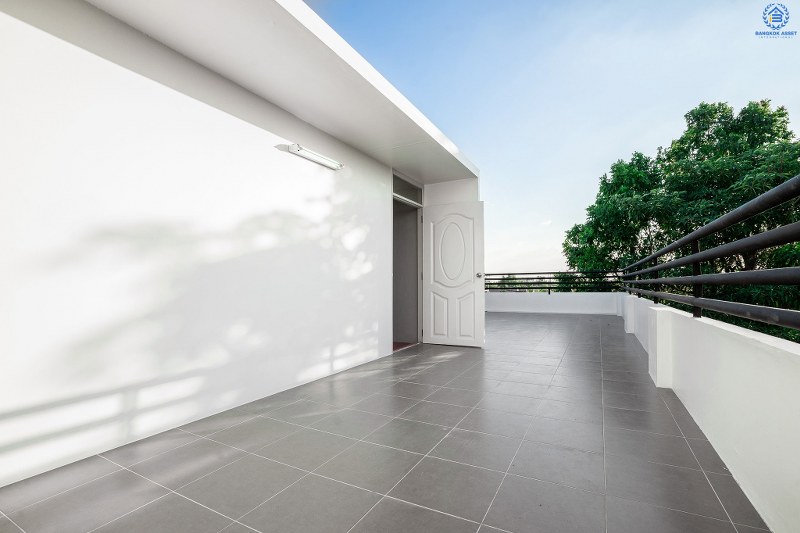 บ้านมือสองตกแต่งใหม่ ใกล้รถไฟฟ้าสถานีบางพลู เพียง 3นาที* กับโครงการ โฮมเพลส รัตนาธิเบศร์-ราชพฤกษ์ (หน้ากว้าง 6 ม.) บ้านดีไซน์ทันสมัย ห้องมุม! โซนหน้าสวน หน้าบ้านไม่ชนใคร เนื้อที่ 24 ตร.ว. ฟังก์ชั่น 3นอน 3น้ำ กับที่สุดแห่งทำเลโซนเมือง ติดถนนใหญ่ ใจกลาง 2 เซ็นทรัลฯ ใกล้ The walk , The Crystal SB และอื่นๆ อีกมากมาย