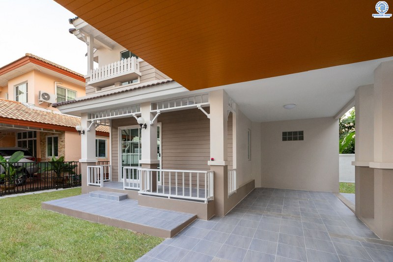 บ้านมือสองตกแต่งใหม่ สไตล์อบอุ่น โครงการ ชลลดา บางใหญ่-เซ็นทรัลเวสต์เกต (ซ.วัดลาดปลาดุก) บ้านพร้อมอยู่ คุณภาพ LH เนื้อที่ 52.5 ตร.ว. ฟังก์ชั่น 3นอน 2น้ำ พร้อมสิ่งอำนวยความสะดวกภายในโครงการครบครัน บนทำเลศักยภาพ ติดถนนใหญ่ ใกล้ถ.กาญจนาภิเษก เพียง 10 นาทีถึงรถไฟฟ้า "สถานีคลองบางไผ่"