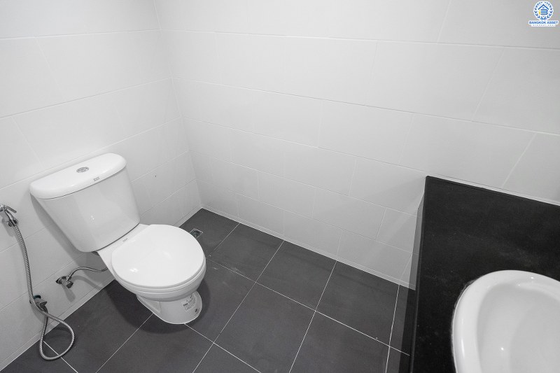 บ้านมือสองตกแต่งใหม่ ม.ภัสสร14 บางใหญ่-กาญจนาฯ (ซ.กันตนา) ที่สุดของความสุข ไปพร้อมกับบ้านหลังใหญ่ เนื้อที่ 53 ตร.ว. ฟังก์ชั่น 3นอน 3น้ำ พื้นที่ใช้สอยกว้างขวาง รองรับกับทุกครอบครัว บนทำเลศักยภาพ โครงการติดถนนใหญ่ เข้า-ออกสะดวก ใกล้เซ็นทรัลเวสต์เกต เดินทางเพียง 10 นาทีถึงจุดขึ้นทางด่วน "ศรีรัช"