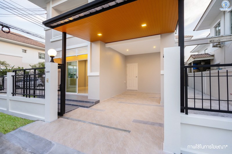 บ้านมือสองตกแต่งใหม่ ห้องมุม! ม.แลนซีโอ วงแหวนฯ-ปิ่นเกล้า (ซ.วัดพระเงิน) พบความสุขเหนือระดับ กับบ้านแฝดฟังก์ชั่นบ้านเดี่ยว โครงการแบรนด์ *ลลิล พร็อพเพอร์ตี้* เนื้อที่ 40.8 ตร.ว. 3นอน 2น้ำ พร้อมพื้นที่ด้านข้าง ครบครันทั้งห้องครัว+ที่จอดรถส่วนตัว บนทำเลใกล้ถนนกาญจนาภิเษก เข้า-ออกได้หลายเส้นทาง *เพียง 6 นาทีถึงจุดขึ้นทางด่วน "ศรีรัช" ในราคาพิเศษ..เพียง 3 ล้านต้นๆ เท่านั้น