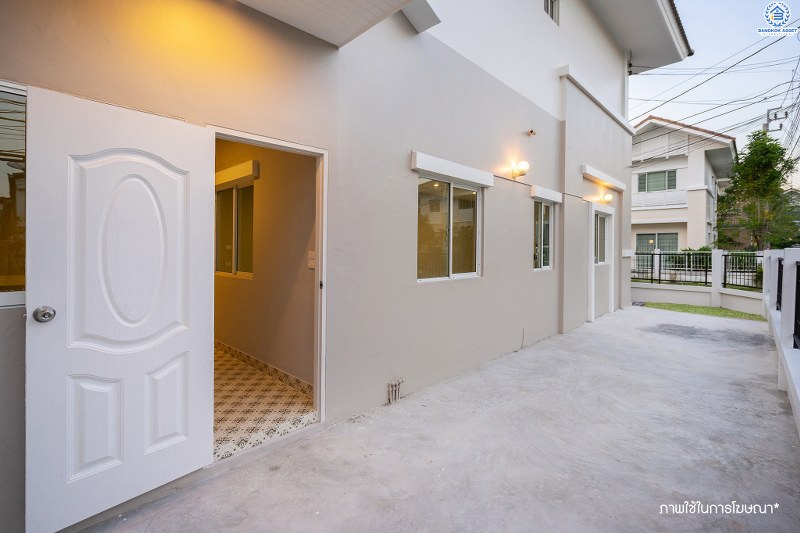 บ้านมือสองตกแต่งใหม่ ห้องมุม! ม.แลนซีโอ วงแหวนฯ-ปิ่นเกล้า (ซ.วัดพระเงิน) พบความสุขเหนือระดับ กับบ้านแฝดฟังก์ชั่นบ้านเดี่ยว โครงการแบรนด์ *ลลิล พร็อพเพอร์ตี้* เนื้อที่ 40.8 ตร.ว. 3นอน 2น้ำ พร้อมพื้นที่ด้านข้าง ครบครันทั้งห้องครัว+ที่จอดรถส่วนตัว บนทำเลใกล้ถนนกาญจนาภิเษก เข้า-ออกได้หลายเส้นทาง *เพียง 6 นาทีถึงจุดขึ้นทางด่วน "ศรีรัช" ในราคาพิเศษ..เพียง 3 ล้านต้นๆ เท่านั้น