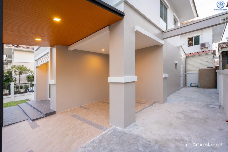 บ้านมือสองตกแต่งใหม่ ห้องมุม! ม.แลนซีโอ วงแหวนฯ-ปิ่นเกล้า (ซ.วัดพระเงิน) พบความสุขเหนือระดับ กับบ้านแฝดฟังก์ชั่นบ้านเดี่ยว โครงการแบรนด์ *ลลิล พร็อพเพอร์ตี้* เนื้อที่ 40.8 ตร.ว. 3นอน 2น้ำ พร้อมพื้นที่ด้านข้าง ครบครันทั้งห้องครัว+ที่จอดรถส่วนตัว บนทำเลใกล้ถนนกาญจนาภิเษก เข้า-ออกได้หลายเส้นทาง *เพียง 6 นาทีถึงจุดขึ้นทางด่วน "ศรีรัช" ในราคาพิเศษ..เพียง 3 ล้านต้นๆ เท่านั้น