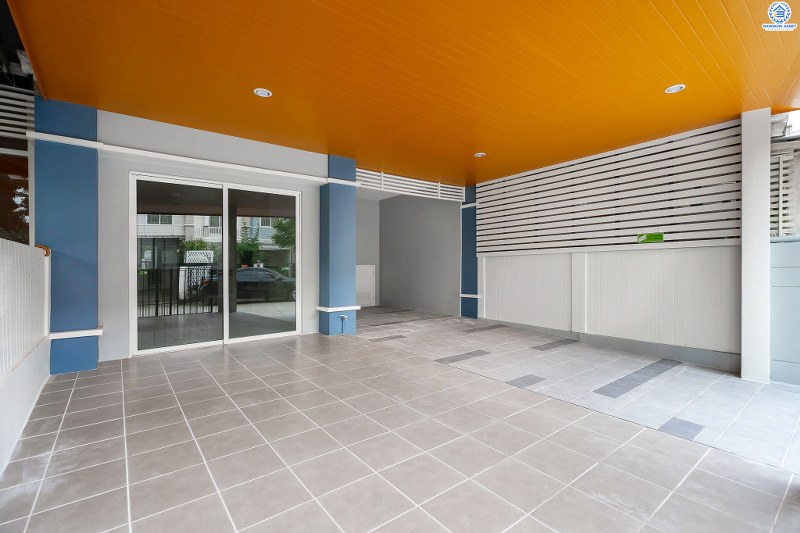 บ้านมือสองตกแต่งใหม่ ม.พฤกษาวิลล์28 บางใหญ่-เซ็นทรัลเวสต์เกต ตกแต่งจัดเต็ม! คุ้มค่าทุกตารางนิ้ว บนเนื้อที่ 22.2 ตร.ว. ฟังก์ชั่น 3 ห้องนอน 2 ห้องน้ำ พร้อมครัวเคาน์เตอร์ และที่จอดรถส่วนตัว บนทำเลเดินทางสะดวก ใกล้เซ็นทรัลเวสต์เกต และรถไฟฟ้าสถานี ตลาดบางใหญ่