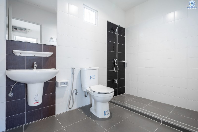 บ้านมือสองตกแต่งใหม่ ทำเลโซนเมือง! ม.พฤกษาวิลล์11 นครอินทร์-พระราม5 ซ.วัดสังฆทาน สวย ครบ คุ้ม! กับบ้านพร้อมอยู่เนื้อที่ 17 ตร.ว. ฟังก์ชั่น 3 ห้องนอน 2 ห้องน้ำ +ครัวเคาน์เตอร์ บนทำเลเดินทางสะดวก เชื่อมต่อหลายเส้นทาง ใกล้สะพานพระรามห้า และรถไฟฟ้าสถานี "แยกติวานนท์" ราคาพิเศษสุด เพียง 2ล้านต้นๆ เท่านั้น รีบเลย!