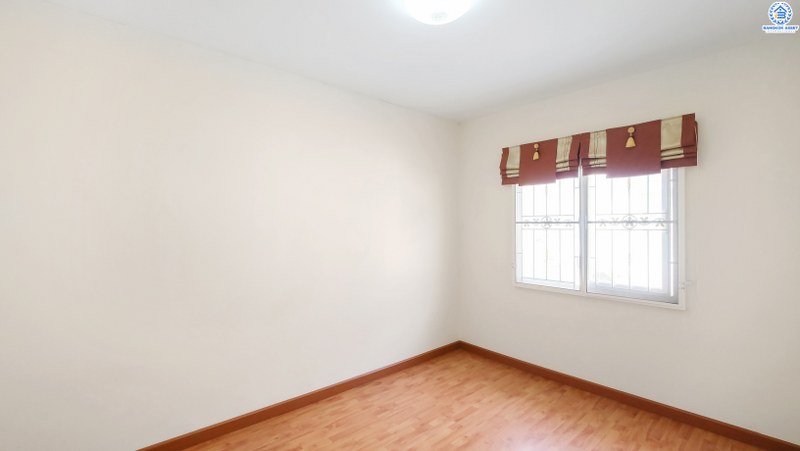 ทาวน์เฮ้าส์มือสองนนทบุรี ห้องมุม! ม.พฤกษาทาวน์ ติดถ.ราชพฤกษ์ ใกล้วงเวียนพระรามห้า เนื้อที่ 21.6 ตร.ว. ฟังก์ชั่น 3นอน 2น้ำ 2ที่จอดรถ แถมแอร์ 2 เครื่อง พร้อมครัวเคาน์เตอร์ โดดเด่นบนทำเลโซนเมือง! เชื่อมสู่ปิ่นเกล้า-สาทร , รัตนาธิเบศร์ได้อย่างรวดเร็ว เพียง 5 นาทีรถไฟฟ้า สถานี "บางรักใหญ่" ราคาเพียง 2 ล้านต้นๆ เท่านั้น**