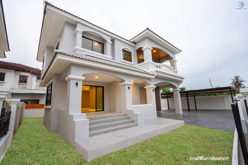 บ้านเดี่ยวตกแต่งใหม่ แปลงมุม! ม.พฤกษ์ภิรมย์รีเจนท์ ปิ่นเกล้า เริ่มต้นชีวิตบนสังคมคุณภาพแบรนด์ Q.House กับบ้านหลังใหญ่ 113.5 ตร.ว. ดีไซน์ทันสมัยฟังก์ชั่น 4ห้องนอน 4ห้องน้ำ 6ที่จอดรถ 1 ห้องพักผ่อน 1 ห้องแม่บ้าน พร้อมห้องน้ำในตัว พื้นที่ใช้สอย 414 ตร.ม. พร้อมสิ่งอำนวยความสะดวกครบ! บนที่สุดแห่งทำเลศักยภาพ หน้าโครงการติดถ.กาญจนาภิเษก เชื่อมต่อทุกการเดินทาง เพียง 5 นาทีถึงจุดขึ้นทางด่วน "ศรีรัช"