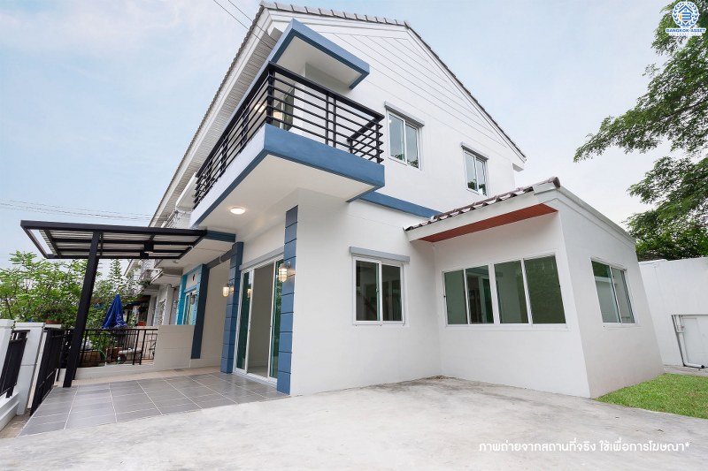 บ้านมือสองตกแต่งใหม่ ห้องมุม! ม.เดอะวิลล่า ราชพฤกษ์-ท่าอิฐ (พร็อพเพอร์ตี้ เพอร์เฟค) ตกแต่งดีไซน์เพื่อคนรุ่นใหม่ ฟังก์ชั่นครบครัน 3นอน 2น้ำ มีครัวเคาน์เตอร์+โรงรถให้พร้อมเข้าอยู่ บนทำเลที่ดีที่สุด* ใจกลาง 2 เซ็นทรัลฯ สามารถเข้า-ออกได้ 2 เส้นทาง ทั้งทางรัตนาธิเบศร์ และราชพฤกษ์ เพียง 5นาทีถึงรถไฟฟ้า สถานีบางรักน้อยท่าอิฐ