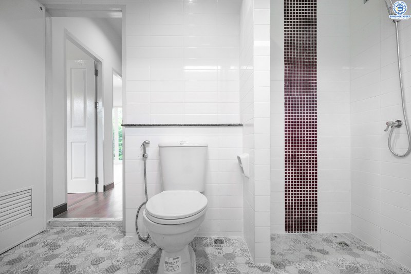 บ้านมือสองตกแต่งใหม่ ห้องมุม! ม.เดอะวิลล่า ราชพฤกษ์-ท่าอิฐ (พร็อพเพอร์ตี้ เพอร์เฟค) ตกแต่งดีไซน์เพื่อคนรุ่นใหม่ ฟังก์ชั่นครบครัน 3นอน 2น้ำ มีครัวเคาน์เตอร์+โรงรถให้พร้อมเข้าอยู่ บนทำเลที่ดีที่สุด* ใจกลาง 2 เซ็นทรัลฯ สามารถเข้า-ออกได้ 2 เส้นทาง ทั้งทางรัตนาธิเบศร์ และราชพฤกษ์ เพียง 5นาทีถึงรถไฟฟ้า สถานีบางรักน้อยท่าอิฐ