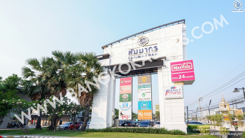 บ้านเดี่ยวมือสองนนทบุรี ห้องมุม! ม.สัมมากร ติดถนนราชพฤกษ์ บ้านหลังใหญ่พร้อมอยู่ เนื้อที่ 64.6 ตร.ว. ฟังก์ชั่น 3ห้องนอน 3ห้องน้ำ 2 ที่จอดรถ มีบิ้วท์อินครัวเคาน์เตอร์ บนทำเลเดินทางสะดวก หน้าโครงการอยู่ติดกับเพียวเพลส-Maxvalu ราชพฤกษ์ พร้อมเชื่อมต่อถ.ชัยพฤกษ์ และถ.รัตนาธิเบศร์ เพียง 10 นาทีถึงรถไฟฟ้า สถานีบางรักใหญ่