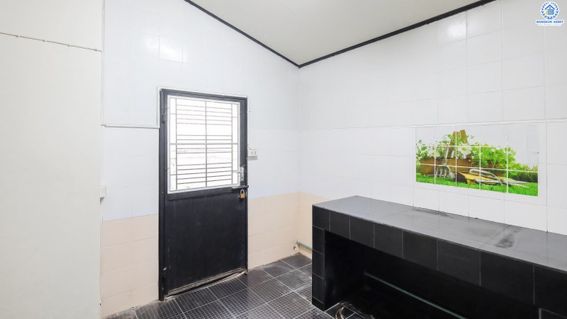 ทาวน์เฮ้าส์มือสองนนทบุรี ม.อักษรา เพียง 5 นาทีถึงถนนราชพฤกษ์ เนื้อที่ 20.2 ตร.ว. ฟังก์ชั่น 3 ห้องนอน 2 ห้องน้ำ บนทำเลศักยภาพ เข้า-ออกได้ 2 เส้นทาง ตอบทุกโจทย์ของชีวิตคนเมือง ใกล้เซ็นทรัลเวสท์เกต และรถไฟฟ้าสถานี "บางพลู" มาพร้อมกับราคาที่คุณไม่ควรพลาด!