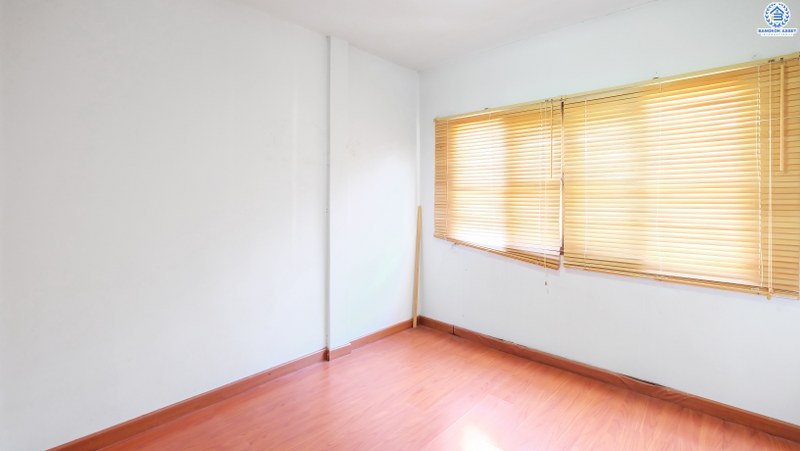 ทาวน์เฮ้าส์มือสองนนทบุรี ม.อักษรา เพียง 5 นาทีถึงถนนราชพฤกษ์ เนื้อที่ 20.2 ตร.ว. ฟังก์ชั่น 3 ห้องนอน 2 ห้องน้ำ บนทำเลศักยภาพ เข้า-ออกได้ 2 เส้นทาง ตอบทุกโจทย์ของชีวิตคนเมือง ใกล้เซ็นทรัลเวสท์เกต และรถไฟฟ้าสถานี "บางพลู" มาพร้อมกับราคาที่คุณไม่ควรพลาด!