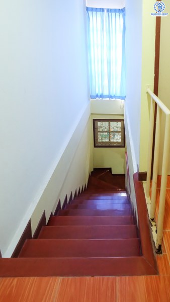 ทาวน์เฮ้าส์มือสองนนทบุรี ราคาล้านต้นๆ ม.มนวดีพาร์ค บางใหญ่-กาญจนาฯ (ซ.วัดลาปลาดุก) เนื้อที่ 16 ตร.ว.  ฟังก์ชั่น 2นอน 2น้ำ ครบครันทั้งครัวเคาน์เตอร์ และที่จอดรถส่วนตัว ตัวบ้านตั้งอยู่ในแหล่งชุมชน สามารถค้าขายได้ เพียง 10 นาทีถึงเซ็นทรัลเวสต์เกต ใกล้รถไฟฟ้าสถานี "คลองบางไผ่"