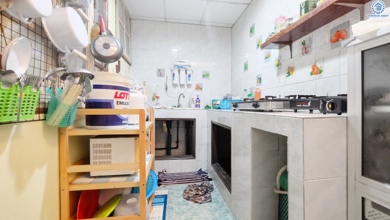 ทาวน์เฮ้าส์มือสองนนทบุรี ราคาล้านต้นๆ ม.มนวดีพาร์ค บางใหญ่-กาญจนาฯ (ซ.วัดลาปลาดุก) เนื้อที่ 16 ตร.ว.  ฟังก์ชั่น 2นอน 2น้ำ ครบครันทั้งครัวเคาน์เตอร์ และที่จอดรถส่วนตัว ตัวบ้านตั้งอยู่ในแหล่งชุมชน สามารถค้าขายได้ เพียง 10 นาทีถึงเซ็นทรัลเวสต์เกต ใกล้รถไฟฟ้าสถานี "คลองบางไผ่"