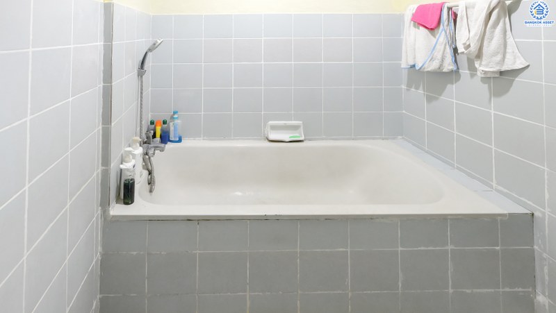 ทาวน์เฮ้าส์มือสองนนทบุรี ราคาล้านต้นๆ ม.มนวดีพาร์ค บางใหญ่-กาญจนาฯ (ซ.วัดลาปลาดุก) เนื้อที่ 16 ตร.ว.  ฟังก์ชั่น 2นอน 2น้ำ ครบครันทั้งครัวเคาน์เตอร์ และที่จอดรถส่วนตัว ตัวบ้านตั้งอยู่ในแหล่งชุมชน สามารถค้าขายได้ เพียง 10 นาทีถึงเซ็นทรัลเวสต์เกต ใกล้รถไฟฟ้าสถานี "คลองบางไผ่"