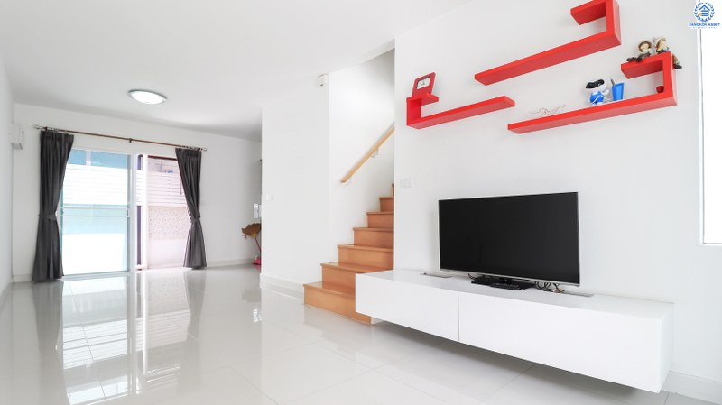 ทาวน์เฮ้าส์มือสองนนทบุรี ห้องมุม! ม.พลีโน่ (AP)รัตนาธิเบศร์-ชัยพฤกษ์ บ้านพร้อมอยู่ เนื้อที่ 18.3 ตร.ว. หน้ากว้าง 5.5 เมตร ฟังก์ชั่น 3ห้องนอน 2ห้องน้ำ แถมแอร์ 2 เครื่อง กับที่สุดแห่งทำเลเดินทางสะดวก เชื่อมต่อหลายเส้นทาง ใกล้เซ็นทรัลเวสต์เกต และรถไฟฟ้าสถานีบางพลู ราคาสุดคุ้ม!...