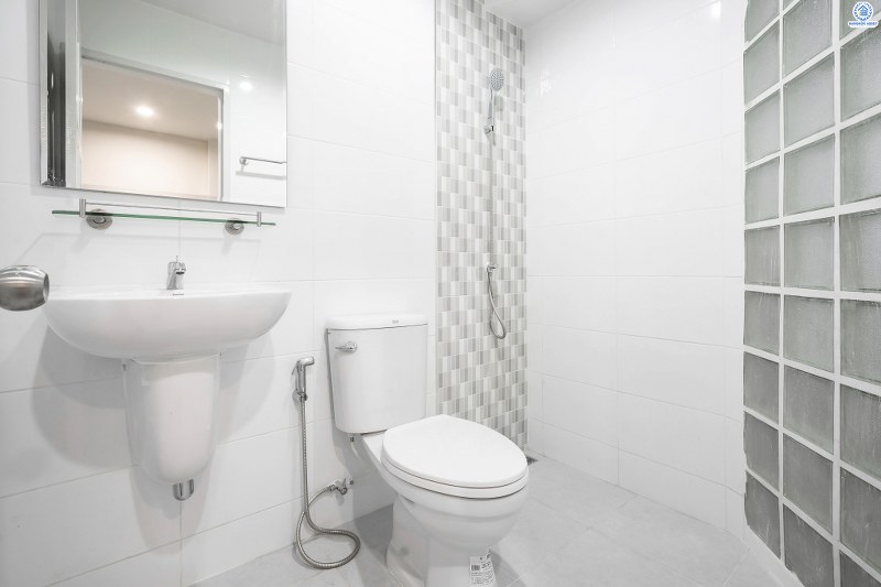 บ้านมือสองตกแต่งใหม่ คุณภาพแบรนด์ Property Perfect ใกล้เซ็นทรัลแจ้งวัฒนะ เพียง 800 เมตร โครงการ นันทนาการ์เด้น แจ้งวัฒนะ ทาวน์โฮม 3 ชั้นพร้อมอยู่ เนื้อที่ 18 ตร.ว. ฟังก์ชั่น 3 ห้องนอน 3 ห้องน้ำ เล่นระดับพื้นภายในแบ่งเป็นสัดส่วน ครบครันทั้งครัวเคาน์เตอร์ และที่จอดรถส่วนตัว บนทำเลดีที่สุด! รองรับรถไฟฟ้าสายสีชมพู ใกล้กับจุดทางด่วนแจ้งวัฒนะ และเมืองทองธานี