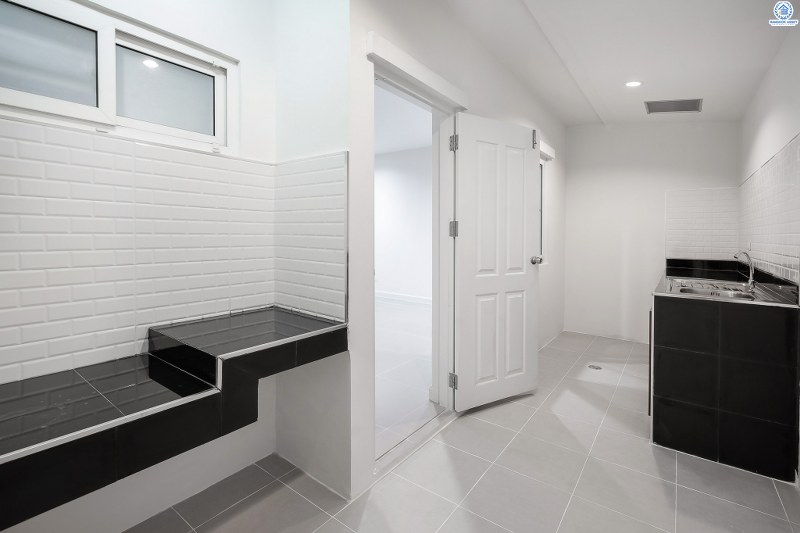 บ้านมือสองตกแต่งใหม่ ม.เดอะวิลล่า ราชพฤกษ์-ท่าอิฐ คุณภาพแบรนด์ พร็อพเพอร์ตี้ เพอร์เฟค เนื้อที่ 18 ตร.ว. ฟังก์ชั่นครบครัน 3ห้องนอน 2ห้องน้ำ พร้อมอยู่! บนทำเลใกล้รถไฟฟ้า สถานีบางรักน้อยท่าอิฐ พร้อมเข้า-ออกได้ 2 เส้นทางทั้งถ.รัตนาธิเบศร์ และถ.ราชพฤกษ์ ราคาพิเศษสุด!