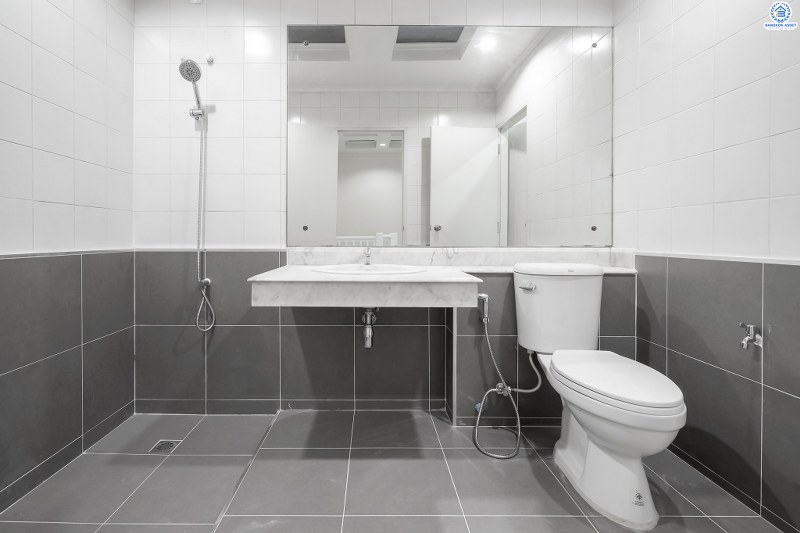 บ้านมือสองตกแต่งใหม่ แบรนด์LH ม.บุศรินทร์วงแหวน (บ้านกล้วย-ไทรน้อย) หลังใหญ่พร้อมอยู่ เนื้อที่ 34.5 ตร.ว. ฟังก์ชั่นครบครัน! 3 ห้องนอน 2 ห้องน้ำ 2 ที่จอดรถ ตอบโจทย์ทุกการอยู่อาศัย บนทำเลคุณภาพ! ใกล้เซ็นทรัลเวสต์เกต และ รถไฟฟ้าสถานี "คลองบางไผ่"