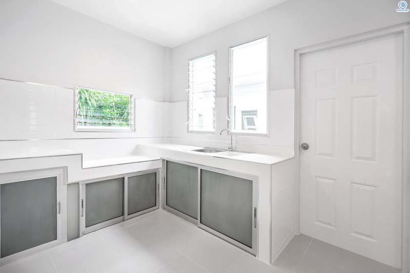 บ้านมือสองตกแต่งใหม่ ม.ชัยพฤกษ์ บางใหญ่-เซ็นทรัลเวสต์เกต สังคมคุณภาพLH ที่พร้อมรองรับความสุข บนเนื้อที่ 58 ตร.ว. ฟังก์ชั่นครบ 3 ห้องนอน 3 ห้องน้ำ 2 ที่จอดรถ ตกแต่งพร้อมอยู่ มาตรฐานวัสดุเกรดพรีเมี่ยม บนทำเลศักยภาพ เพียง 5 นาทีถึงเซ็นทรัลเวสต์เกต ใกล้รถไฟฟ้าสถานี "คลองบางไผ่"