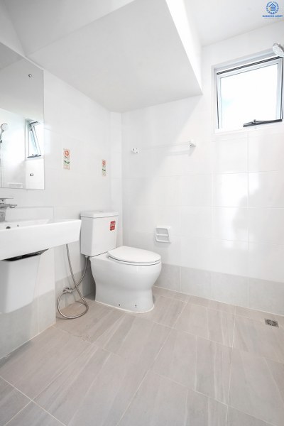 บ้านมือสองตกแต่งใหม่ ม.ชัยพฤกษ์ บางใหญ่-เซ็นทรัลเวสต์เกต สังคมคุณภาพLH ที่พร้อมรองรับความสุข บนเนื้อที่ 58 ตร.ว. ฟังก์ชั่นครบ 3 ห้องนอน 3 ห้องน้ำ 2 ที่จอดรถ ตกแต่งพร้อมอยู่ มาตรฐานวัสดุเกรดพรีเมี่ยม บนทำเลศักยภาพ เพียง 5 นาทีถึงเซ็นทรัลเวสต์เกต ใกล้รถไฟฟ้าสถานี "คลองบางไผ่"