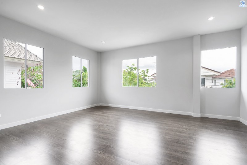 บ้านมือสองตกแต่งใหม่ ม.ชัยพฤกษ์ บางใหญ่-เซ็นทรัลเวสต์เกต สังคมคุณภาพLH ที่พร้อมรองรับความสุข บนเนื้อที่ 58 ตร.ว. ฟังก์ชั่นครบ 3 ห้องนอน 3 ห้องน้ำ 2 ที่จอดรถ ตกแต่งพร้อมอยู่ มาตรฐานวัสดุเกรดพรีเมี่ยม บนทำเลศักยภาพ เพียง 5 นาทีถึงเซ็นทรัลเวสต์เกต ใกล้รถไฟฟ้าสถานี "คลองบางไผ่"