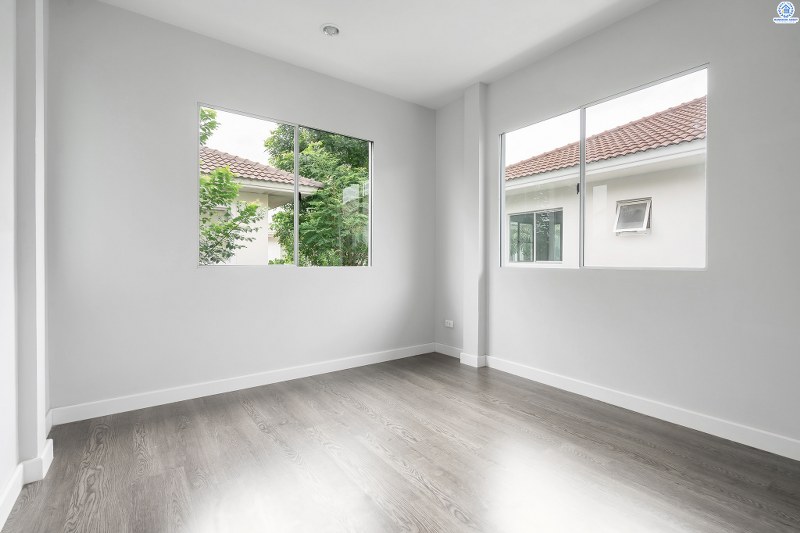 บ้านมือสองตกแต่งใหม่ ม.ชัยพฤกษ์ บางใหญ่-เซ็นทรัลเวสต์เกต สังคมคุณภาพLH ที่พร้อมรองรับความสุข บนเนื้อที่ 58 ตร.ว. ฟังก์ชั่นครบ 3 ห้องนอน 3 ห้องน้ำ 2 ที่จอดรถ ตกแต่งพร้อมอยู่ มาตรฐานวัสดุเกรดพรีเมี่ยม บนทำเลศักยภาพ เพียง 5 นาทีถึงเซ็นทรัลเวสต์เกต ใกล้รถไฟฟ้าสถานี "คลองบางไผ่"