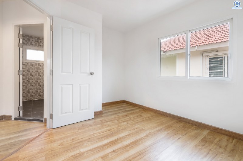 บ้านมือสองตกแต่งใหม่ แปลงมุม! ม.เพอร์เฟคพาร์ค บางใหญ่-กาญจนาฯ (ซ.วัดพระนอน) บ้านพร้อมอยู่ ตกแต่งสไตล์อบอุ่น เนื้อที่ 36.6 ตร.ว. ฟังก์ชั่น 3นอน 2น้ำ 2ที่จอดรถ พร้อม facilitys ครบครัน! ทำเลใกล้วงแหวนกาญจนาฯ Central Westgate และรถไฟฟ้าสายสีม่วง